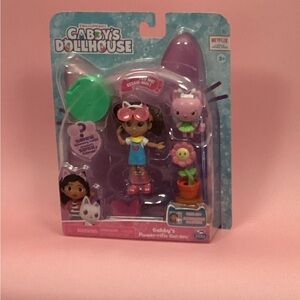 Gabby's Dollhouse Flower Fun Set - Pink and Purple